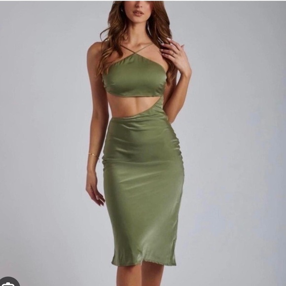 Meshki Astrella Halter Cut Out Midi Dress - Cardamom - Picture 3 of 7